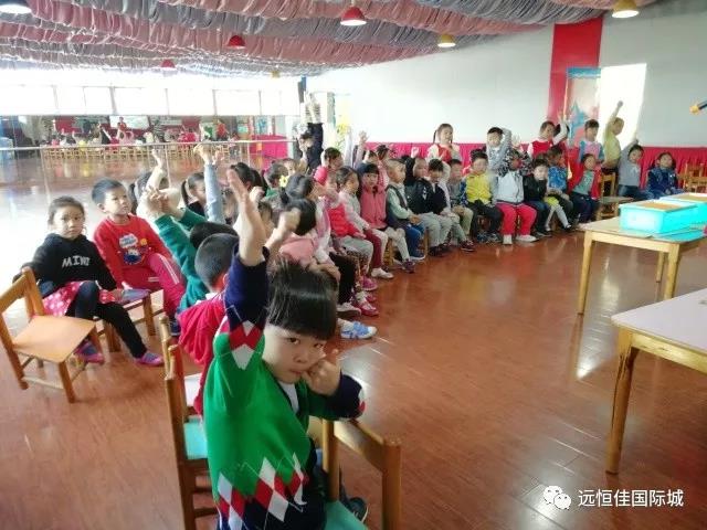 媽咪，這是我玩過最好玩的沙子……