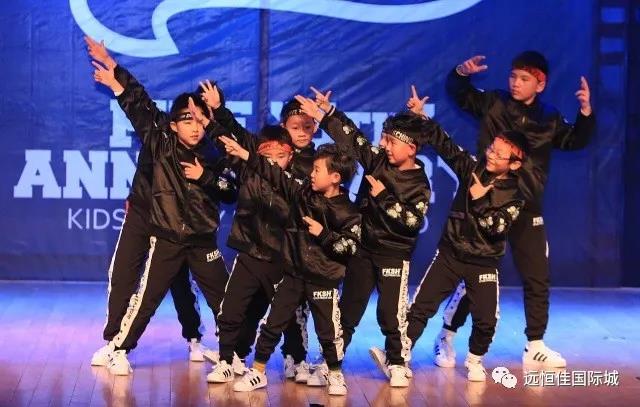 嘿，朋友！跟你們說一個消息.......