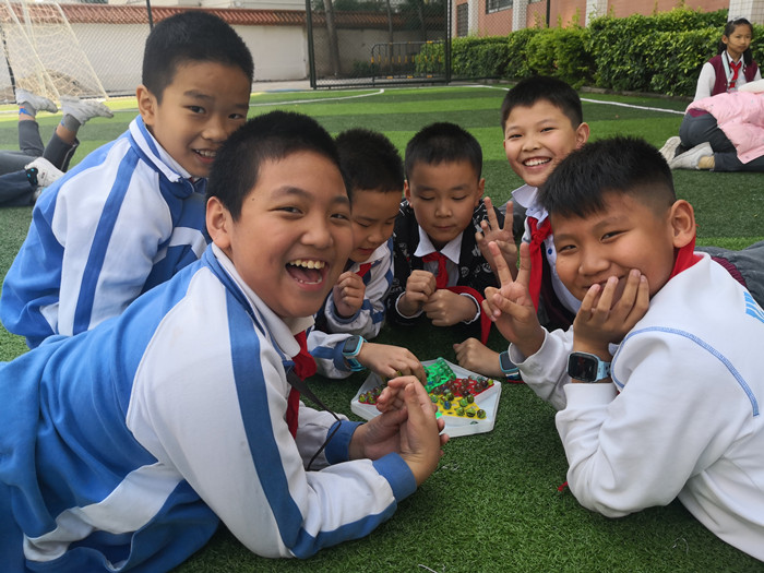 奇妙、快樂、創(chuàng)新——小學部“玩轉數學”活動周拓展學生思維創(chuàng)造力